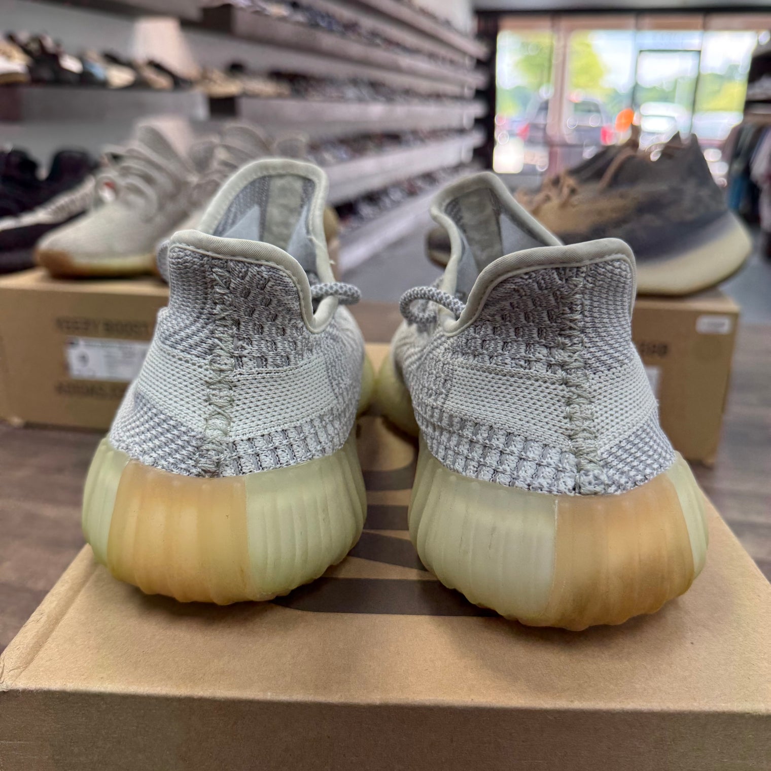 Yeshaya Yeezy 350 (USED)
