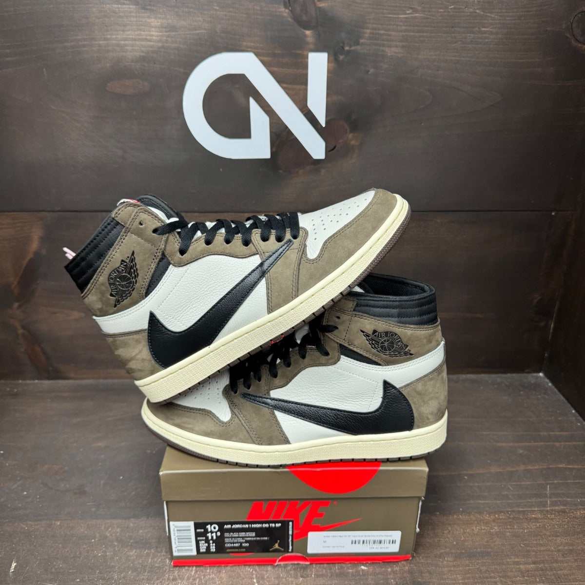 Jordan 1 Retro High OG SP Travis Scott Mocha Size 10 (Pre-Owned) - Image 1