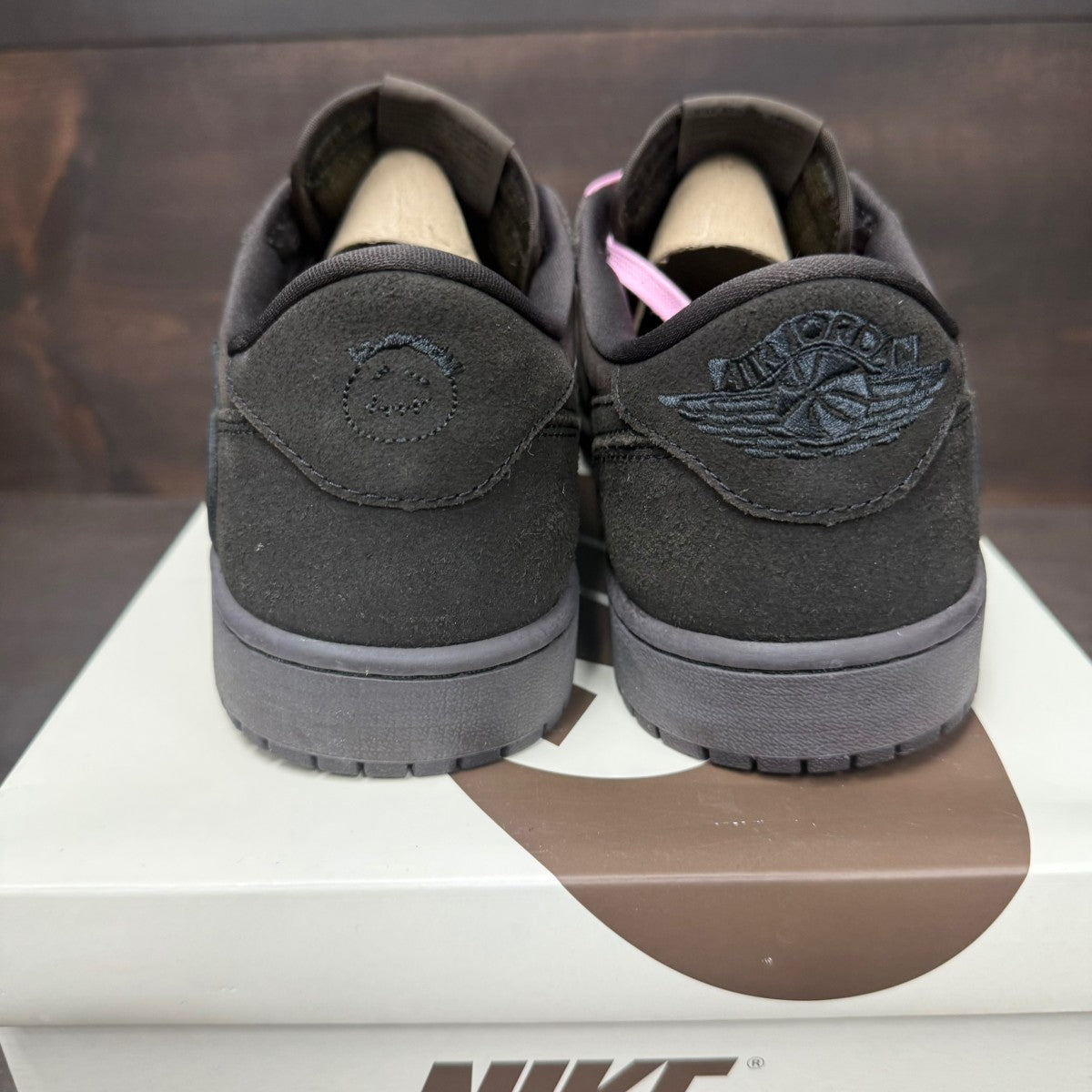 Jordan 1 Retro Low OG SP Travis Scott Velvet Brown - Image 5