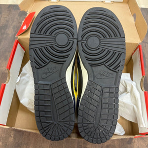 Nike Dunk Low Vintage Michigan - Image 3