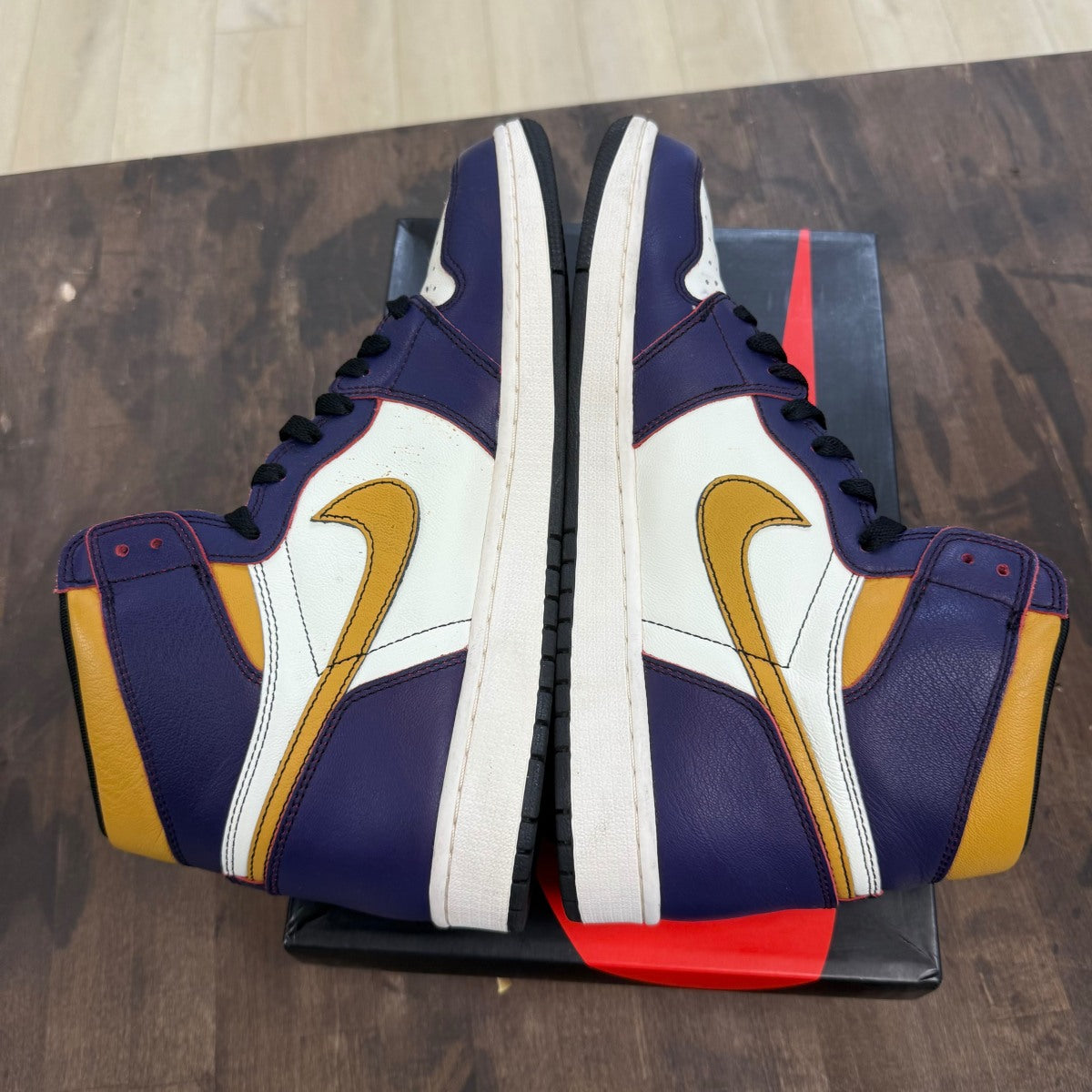 Jordan 1 Retro High OG Defiant SB LA to Chicago - Image 4