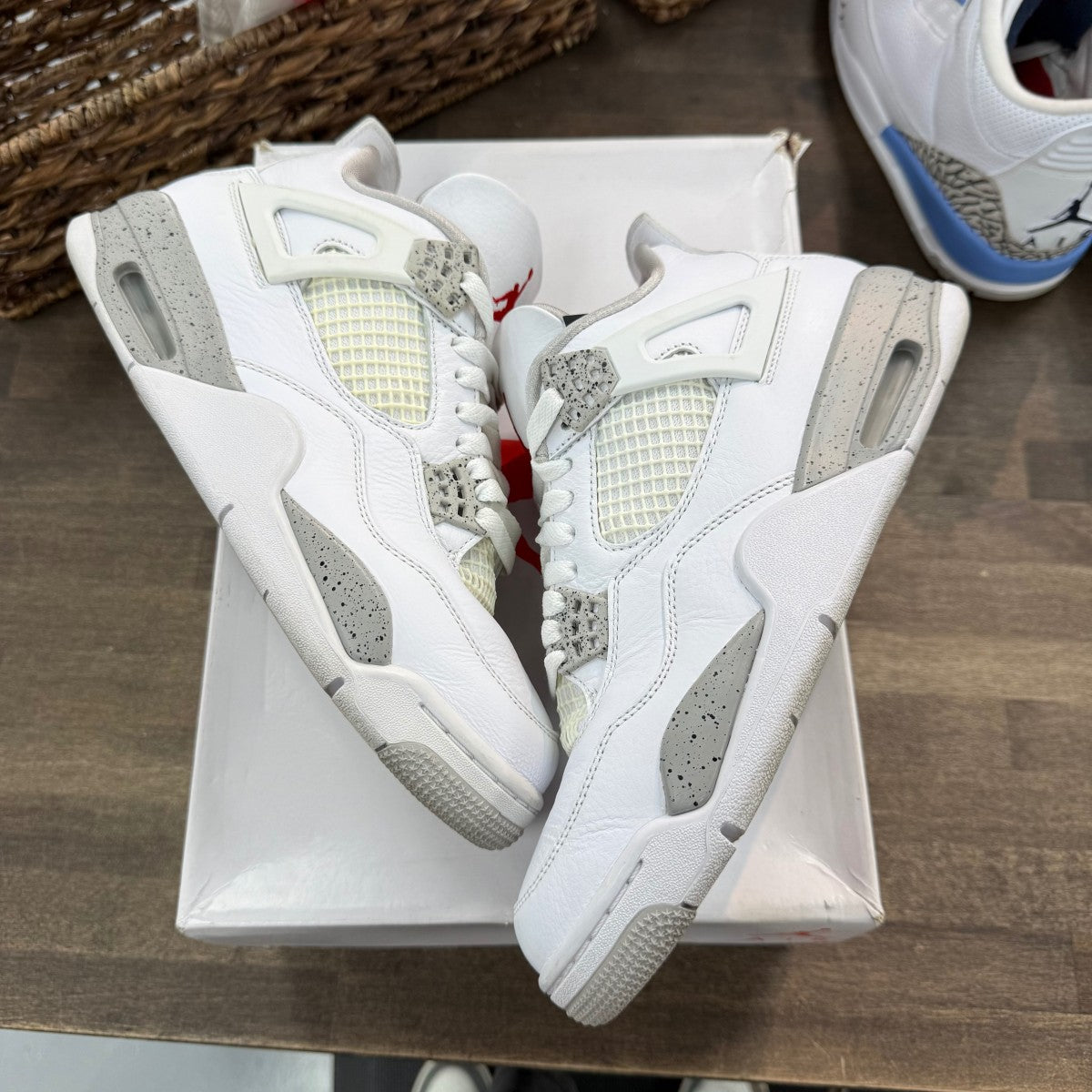 Jordan 4 Retro White Oreo (2021) - Image 1