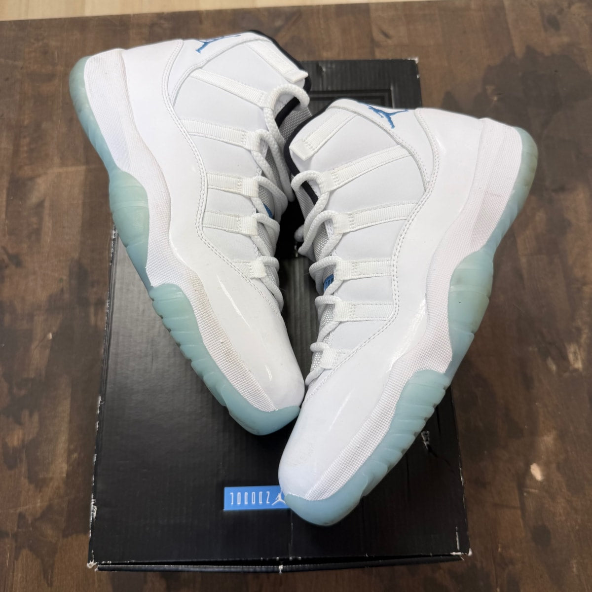 Jordan 11 Retro Legend Blue (2014) - Image 1