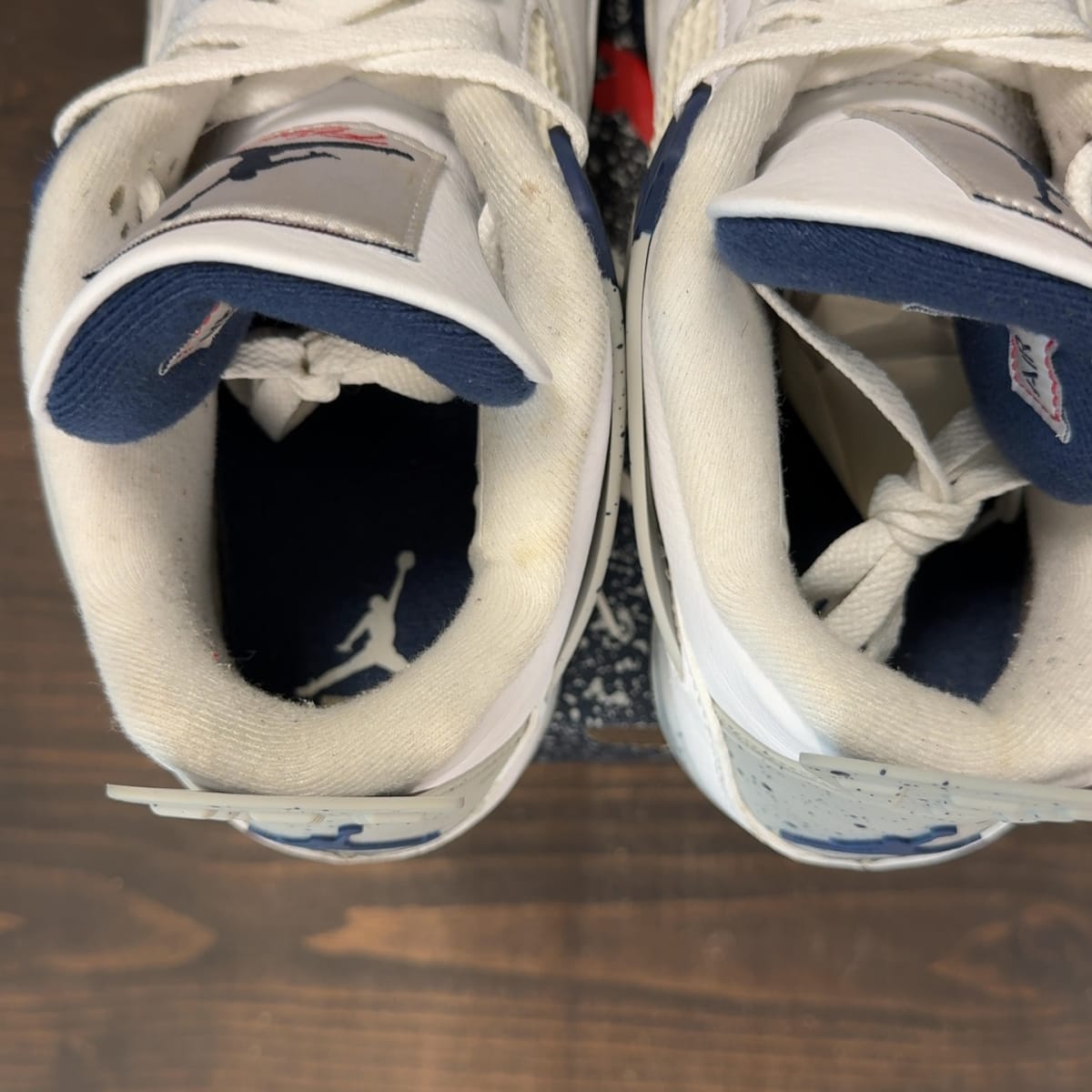 Jordan 4 Retro Midnight Navy Size 11 (Pre-Owned) - aux