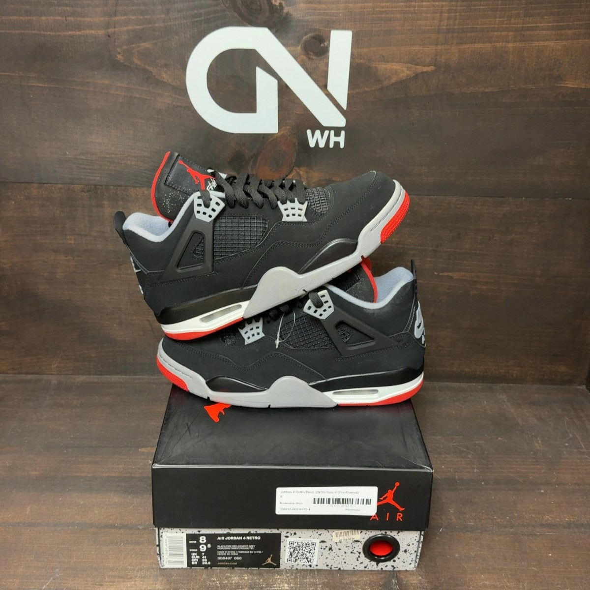 Jordan 4 Retro Bred (2019) - Image 1