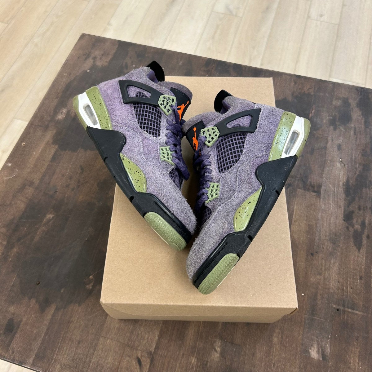 Jordan 4 Retro Canyon Purple (Women's) Size 7W (Pre-Owned) - Image 1