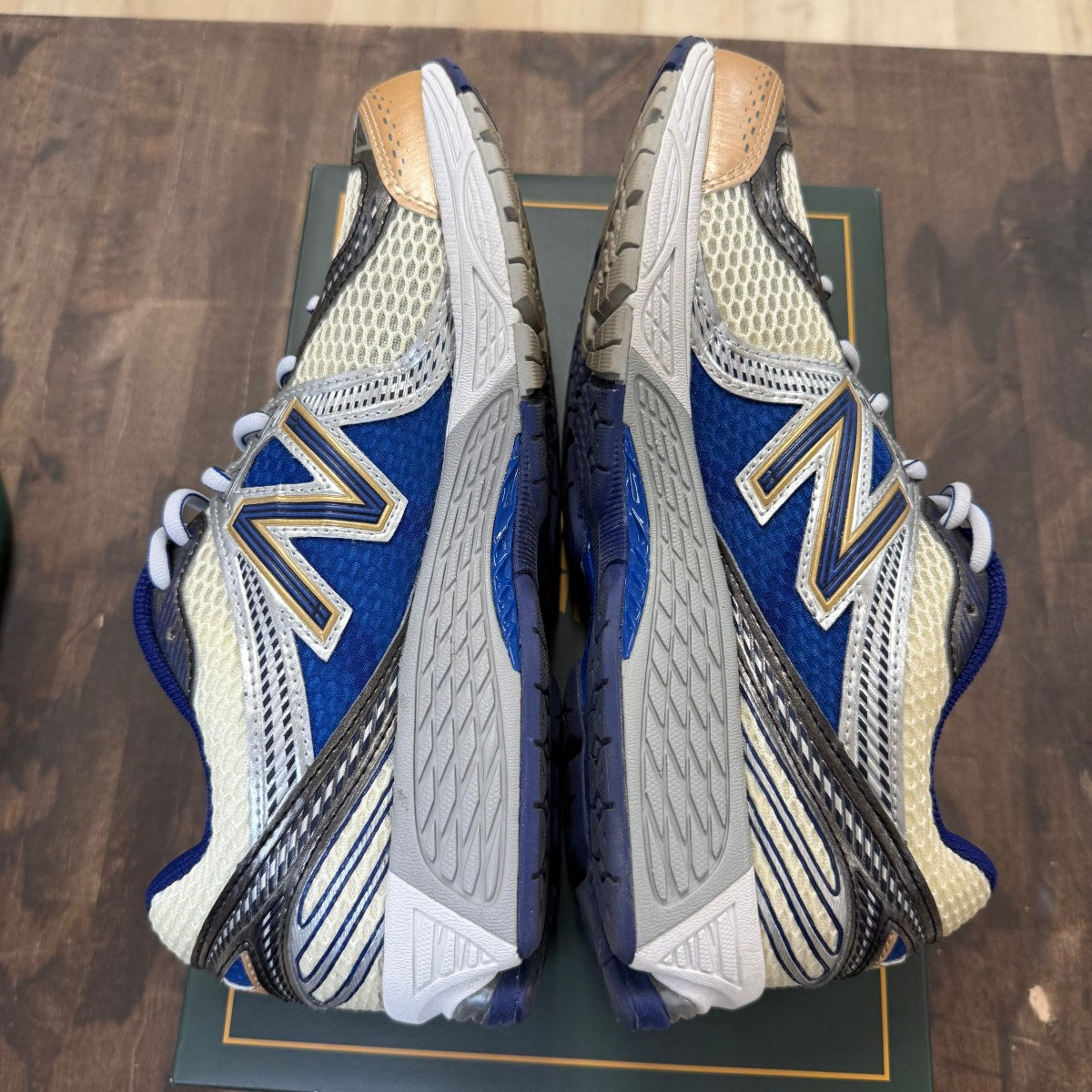 New Balance 860v2 Aime Leon Dore Blue - Image 5