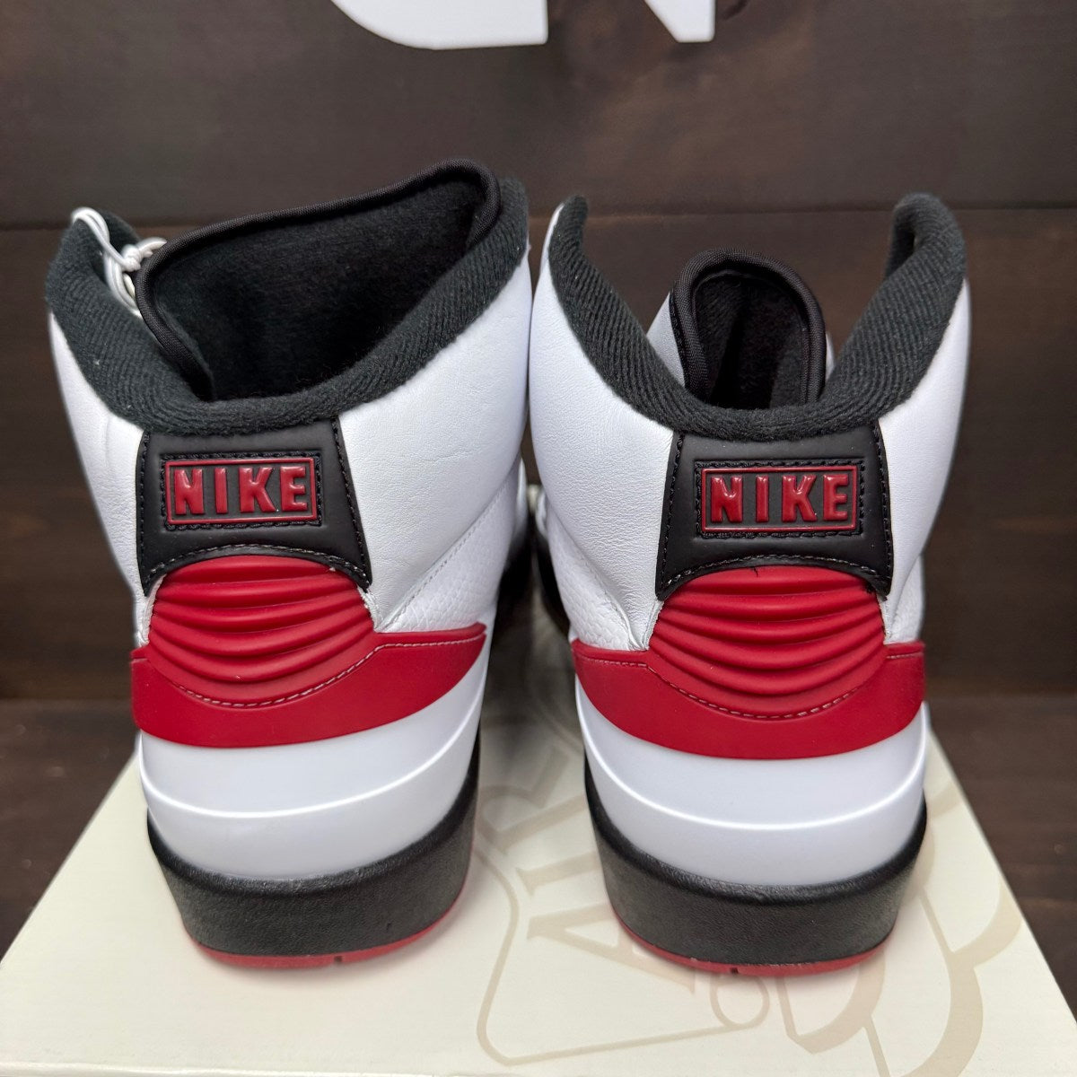 Jordan 2 Retro OG Chicago (2022) - Image 5