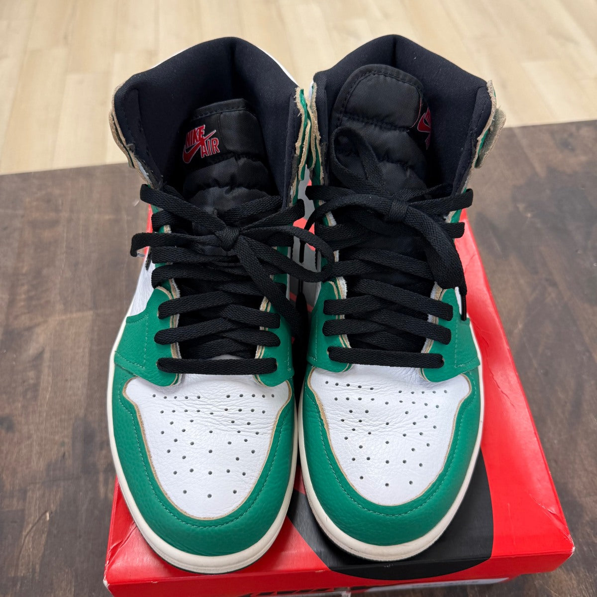 Jordan 1 Retro High Lucky Green (Women's) - Image 2