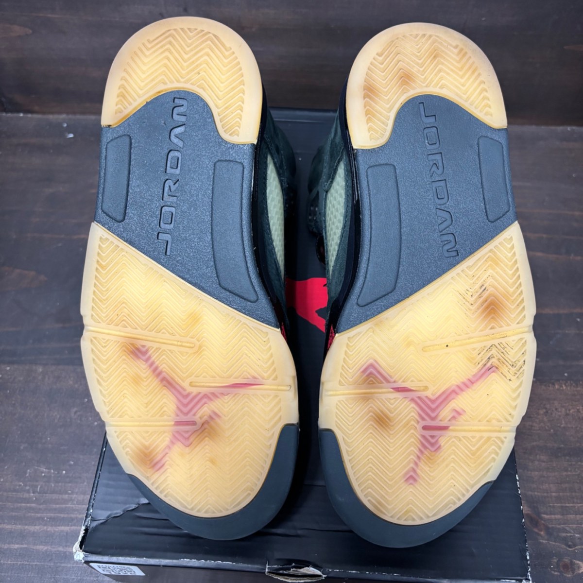 Jordan 5 Retro Gore-Tex Off Noir (Women's) - Image 6