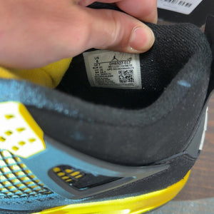 Jordan 4 Retro Thunder (2023) Size 8 (Pre-Owned) - aux