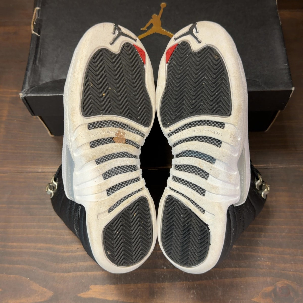 Jordan 12 Retro Playoffs (2022) (GS) Size 5Y (Pre-Owned) - aux