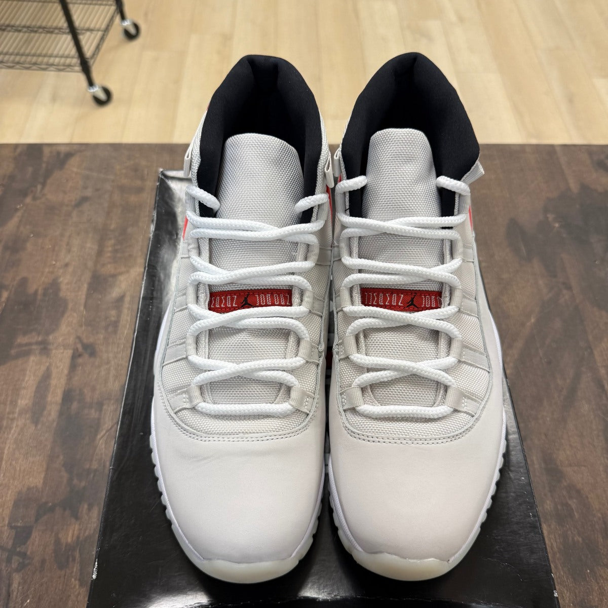 Jordan 11 Retro Platinum Tint - Image 2