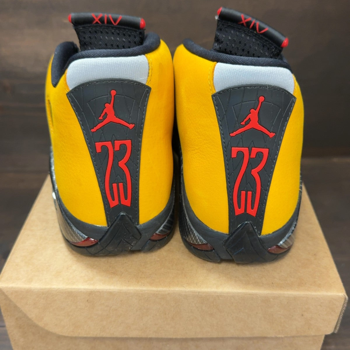 Jordan 14 Retro University Gold Size 8.5 (Pre-Owned) - Image 5