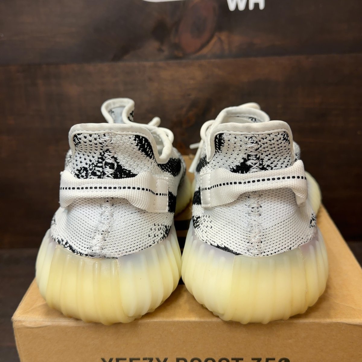 adidas Yeezy Boost 350 V2 Zebra Size 11 (Pre-Owned) - aux