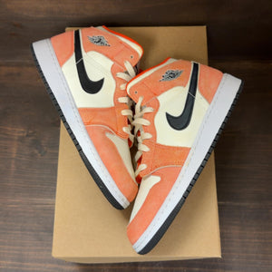 Jordan 1 Mid SE Orange Suede (GS) Size 6.5Y (Pre-Owned) - Image 2