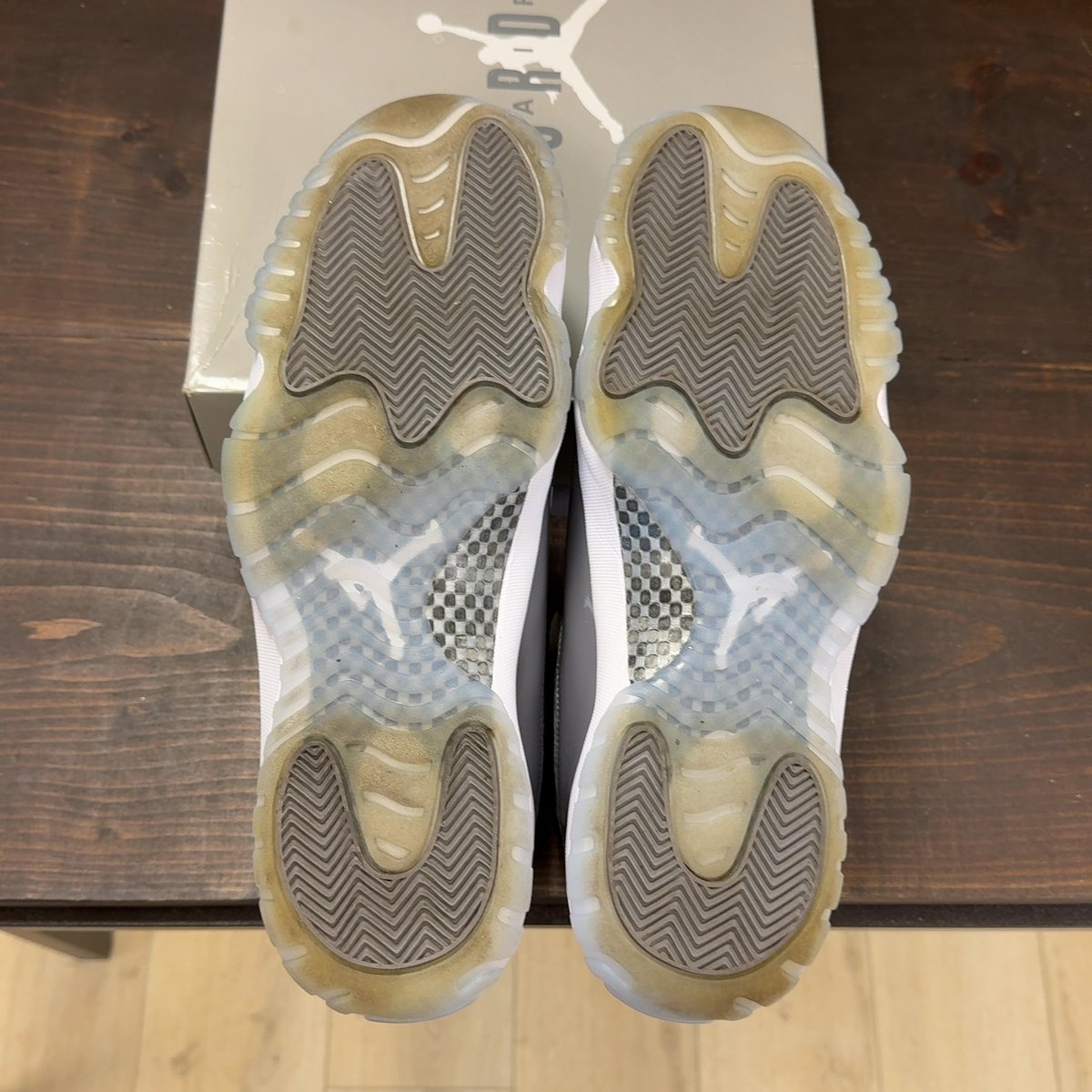 Jordan 11 Retro Cool Grey (2021) Size 14 (Pre-Owned) - aux