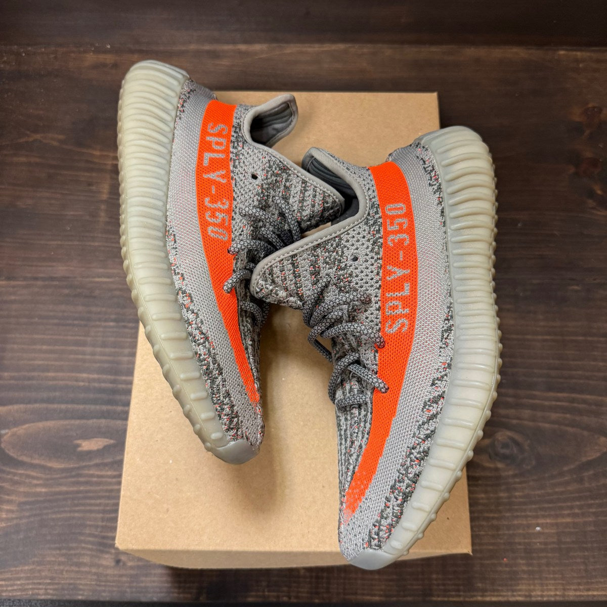adidas Yeezy Boost 350 V2 Beluga Size 7 (Pre-Owned) - Image 2