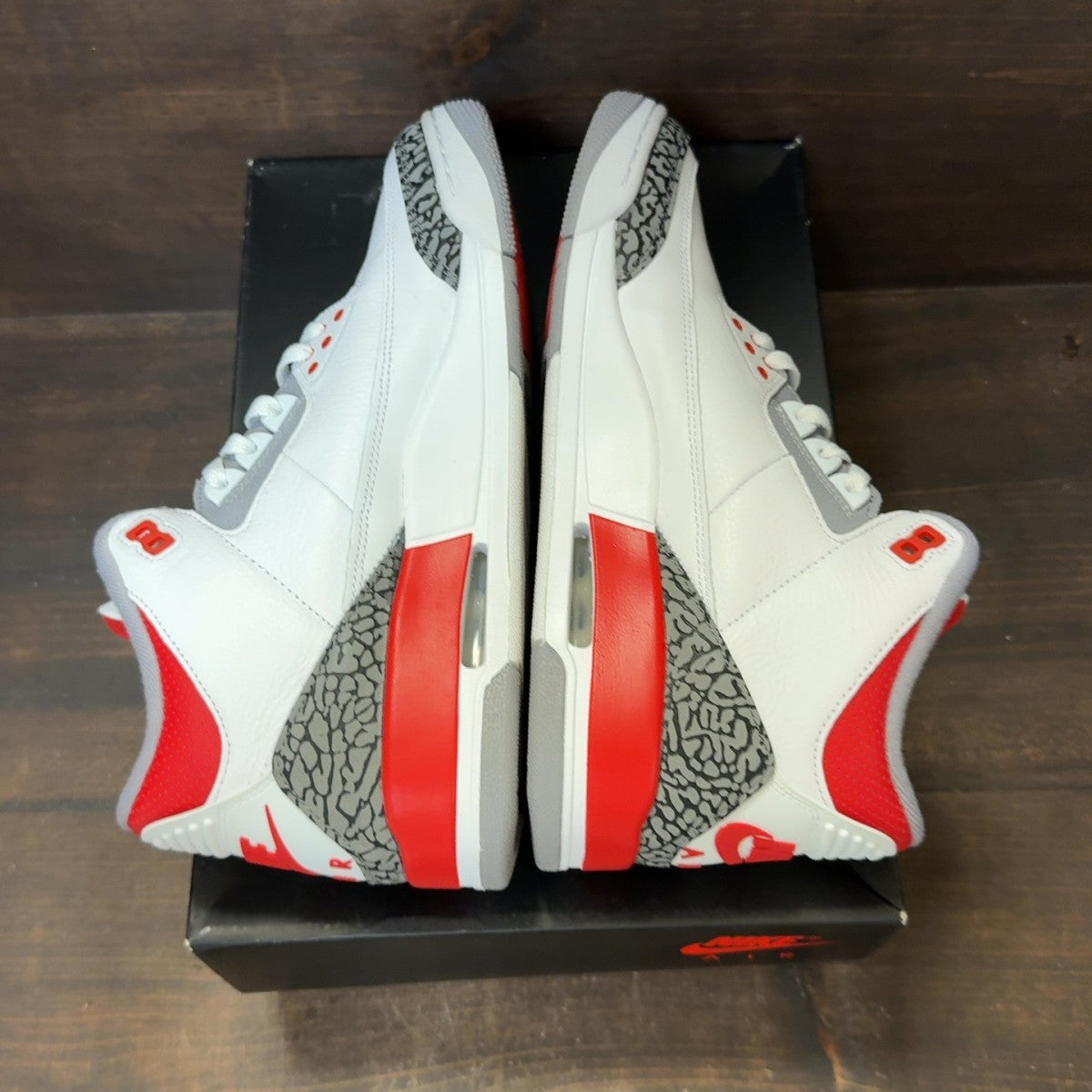 Jordan 3 Retro Fire Red (2022) - Image 5