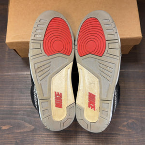 Jordan 3 Retro Black Cement (2018) Size 8.5 (Pre-Owned) - aux