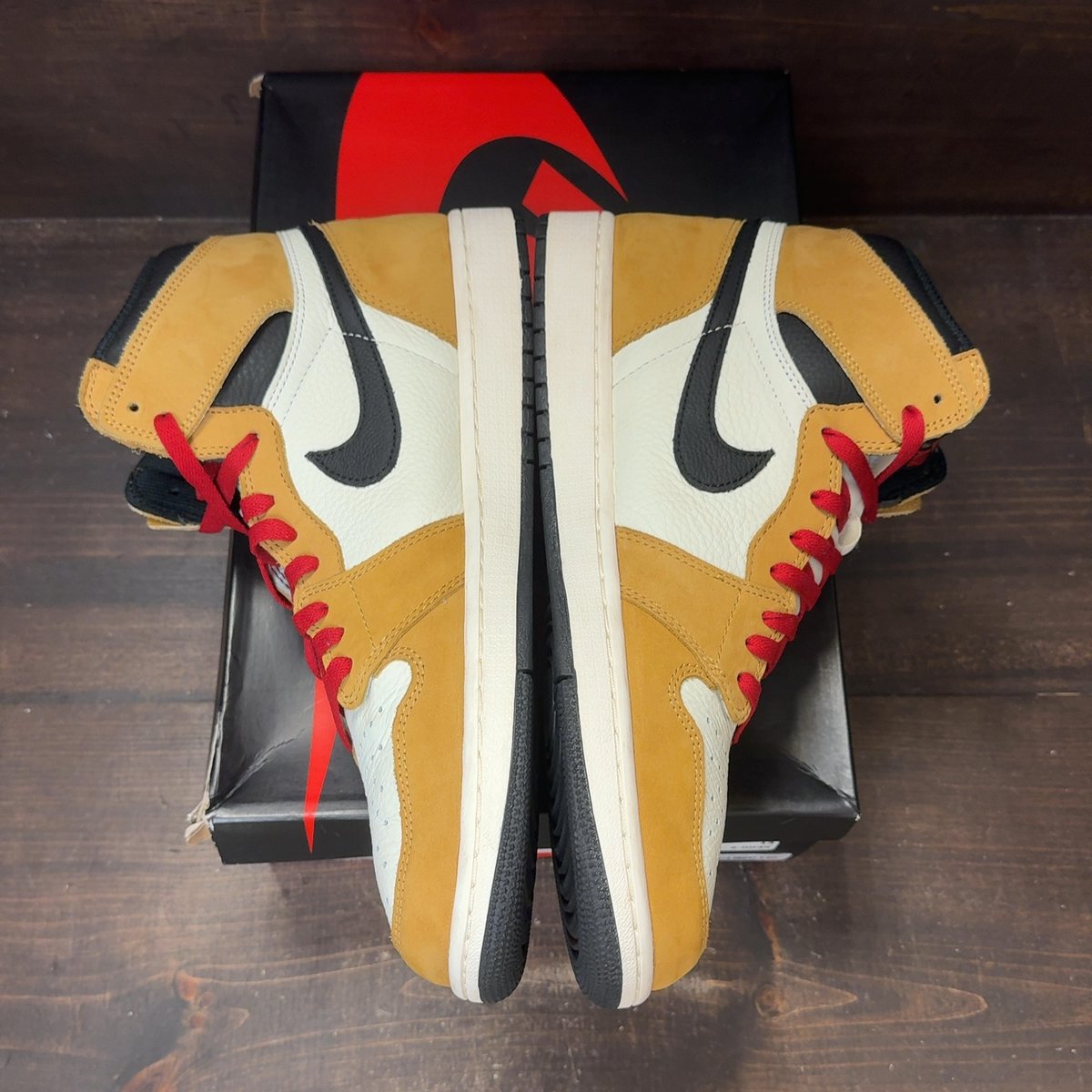 Jordan 1 Retro High Rookie of the Year Size 13 (Pre-Owned) - aux