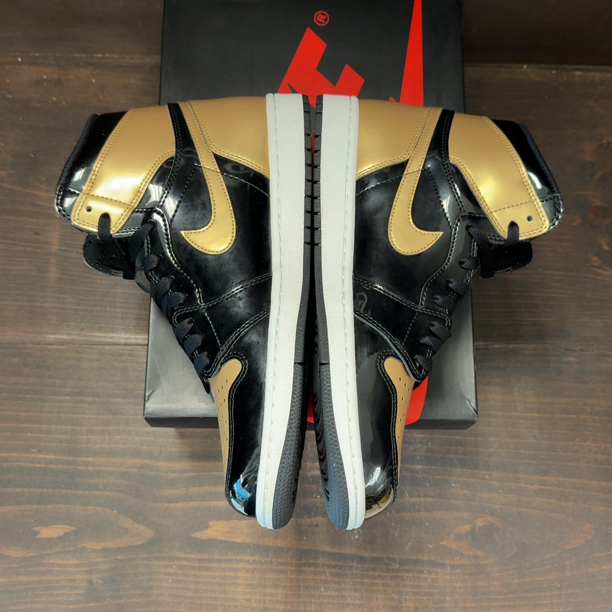 Jordan 1 Retro High NRG Patent Gold Toe Size 10.5 (Pre-Owned) - aux