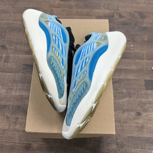 adidas Yeezy 700 V3 Arzareth Size 9.5 (Pre-Owned) - Image 1