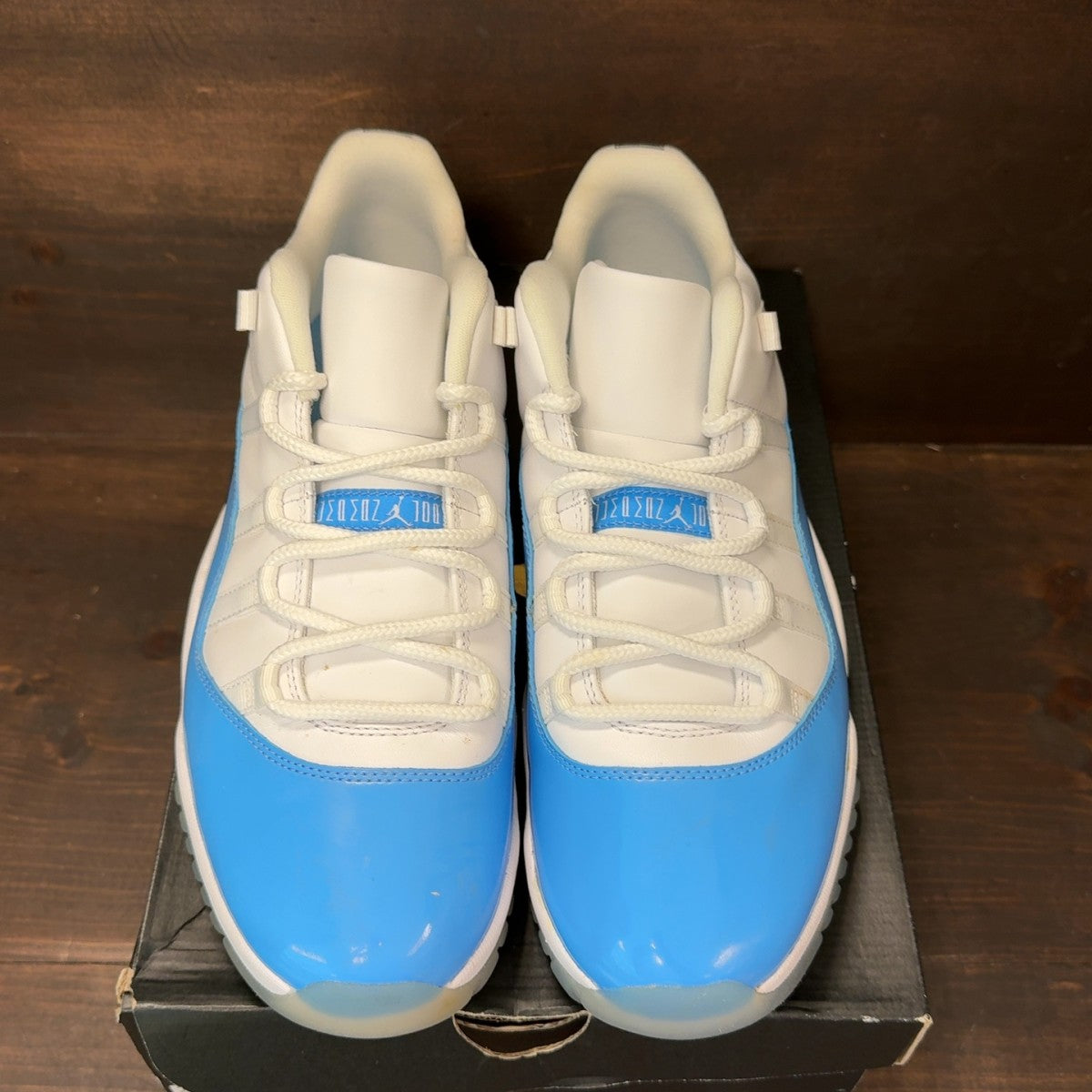 Jordan 11 Retro Low University Blue (2017) - Image 3