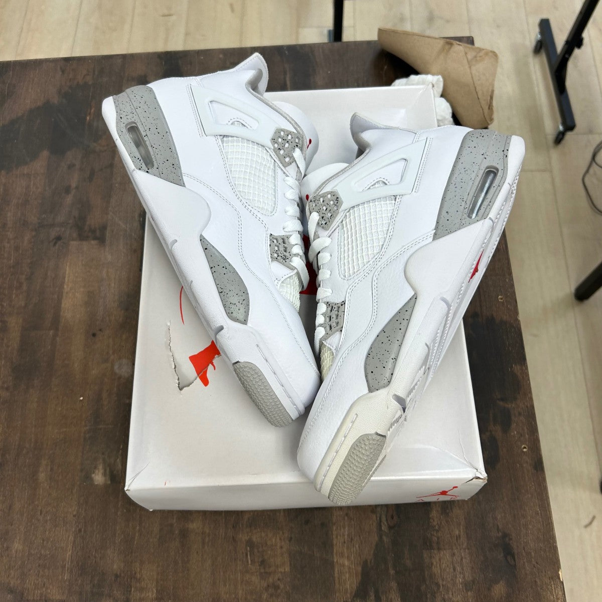 Jordan 4 Retro White Oreo (2021) - Image 1