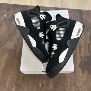 Jordan 4 Retro White Thunder (GS) - Image 1