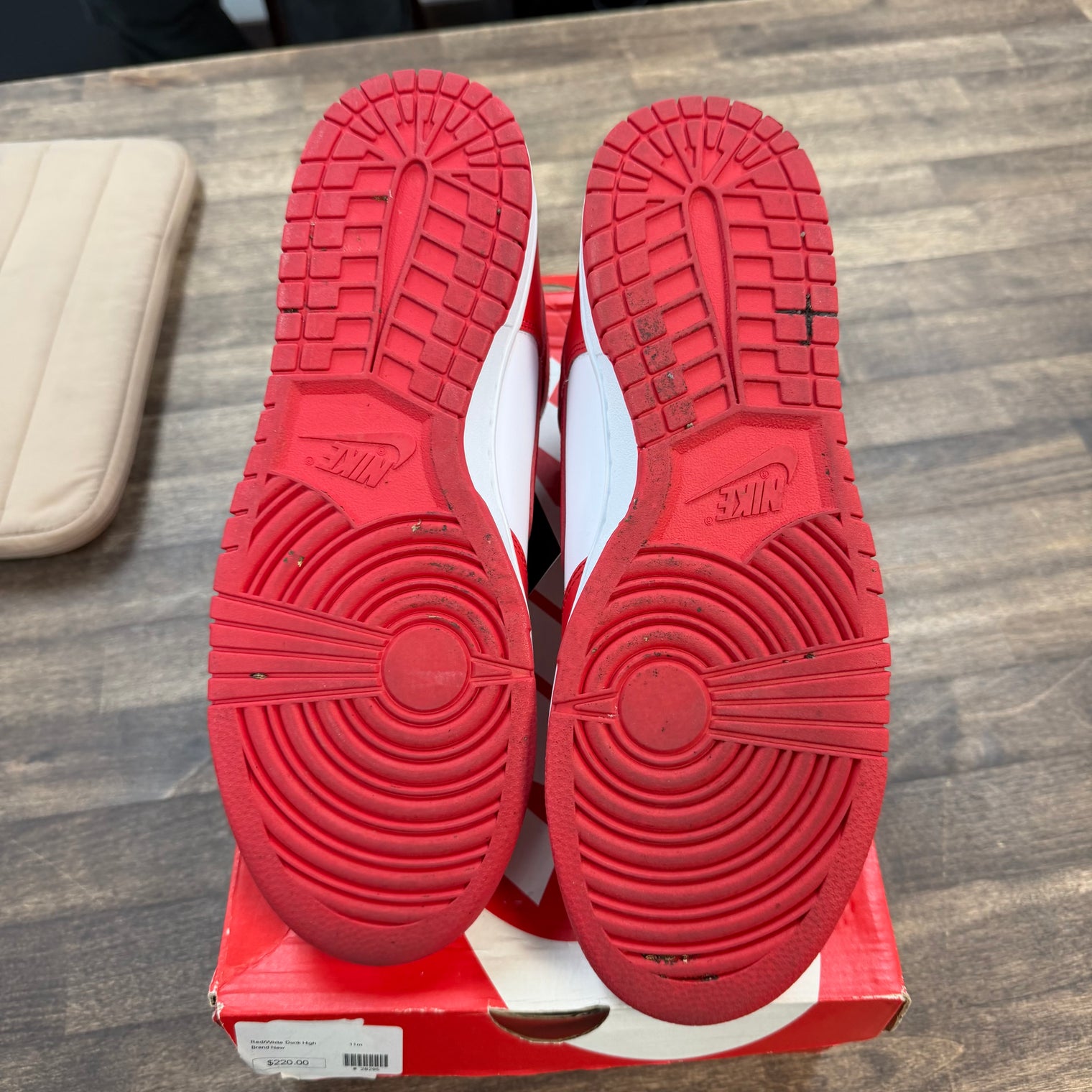 Championship Red Dunk High (USED)