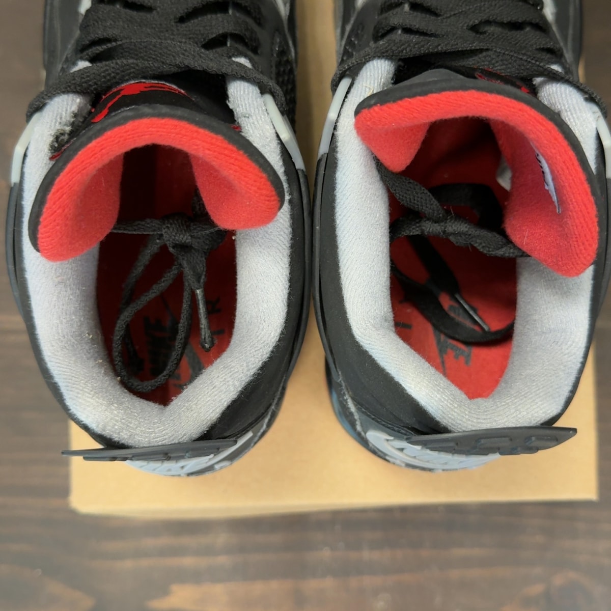 Jordan 4 Retro Bred (2019) Size 8 (Pre-Owned) - Image 6