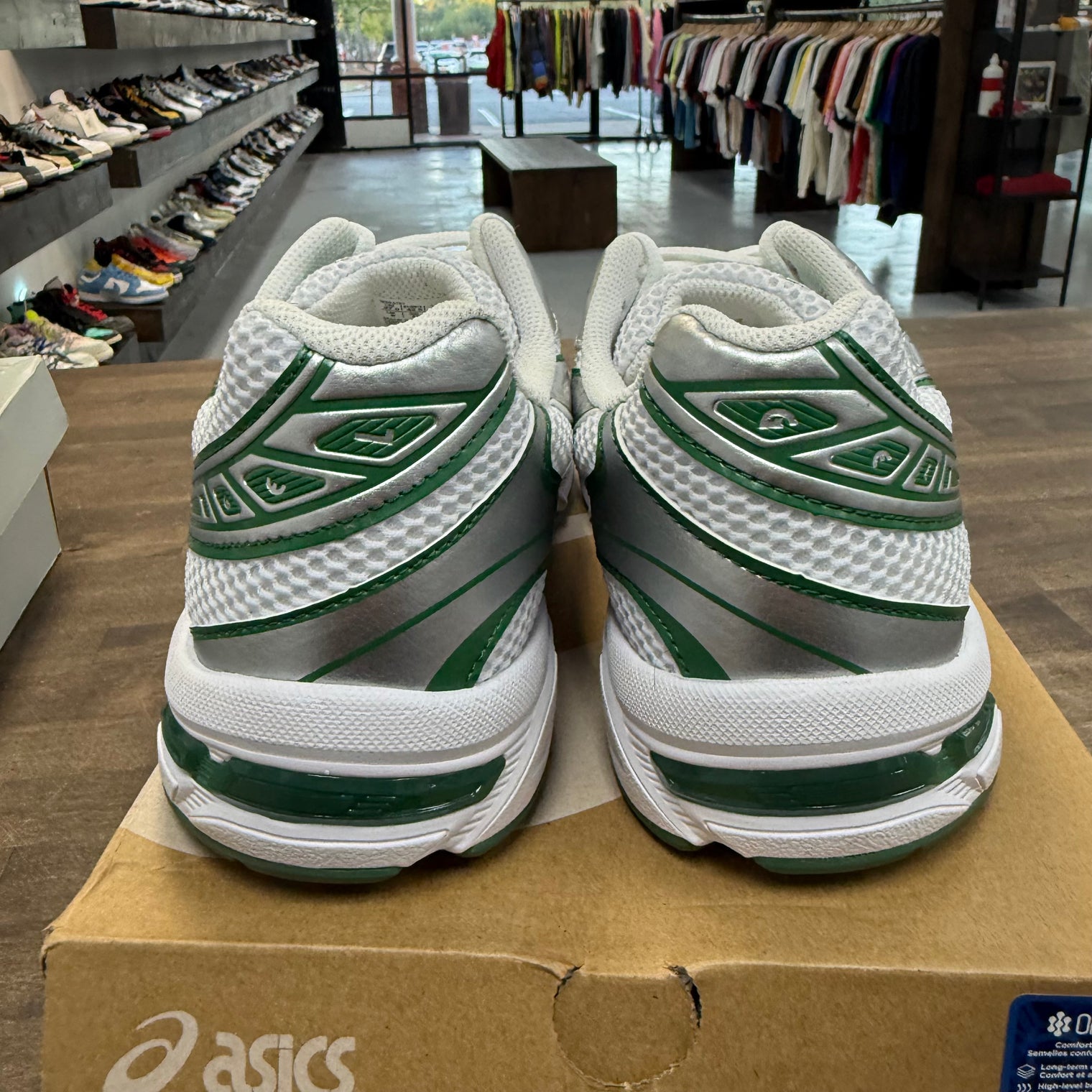 White Silver Green Asics Gel-1130 (USED)