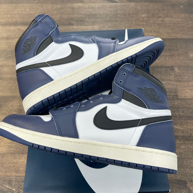 Midnight Navy Jordan 1 High (USED)