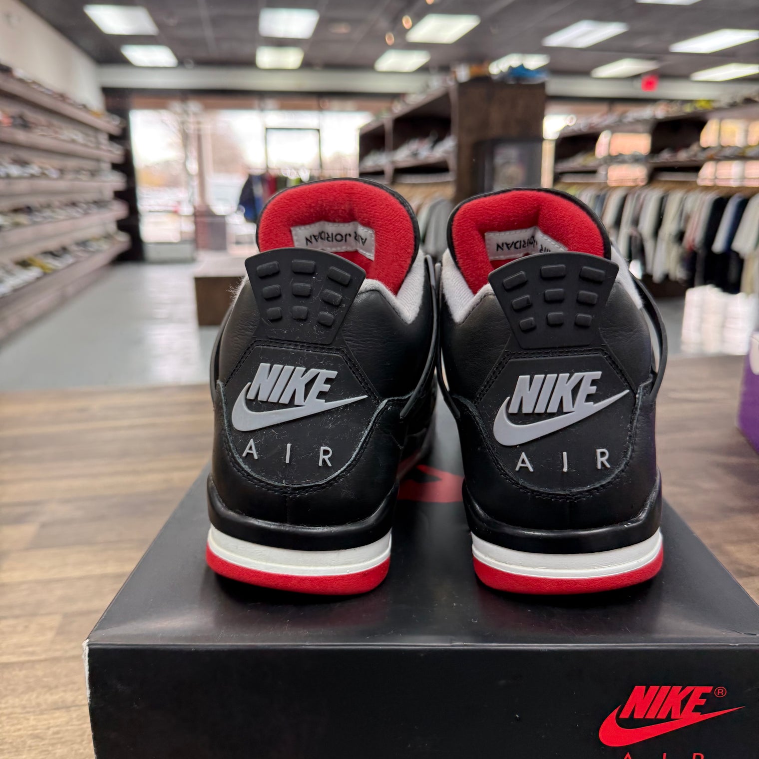 Bred Reimagined Jordan 4 Retro (USED, No Lid)