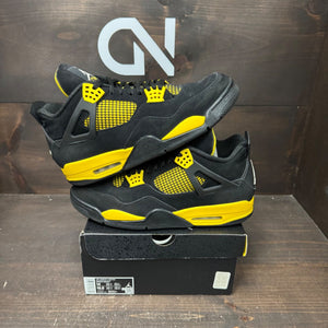 Jordan 4 Retro Thunder (2023) - Image 1