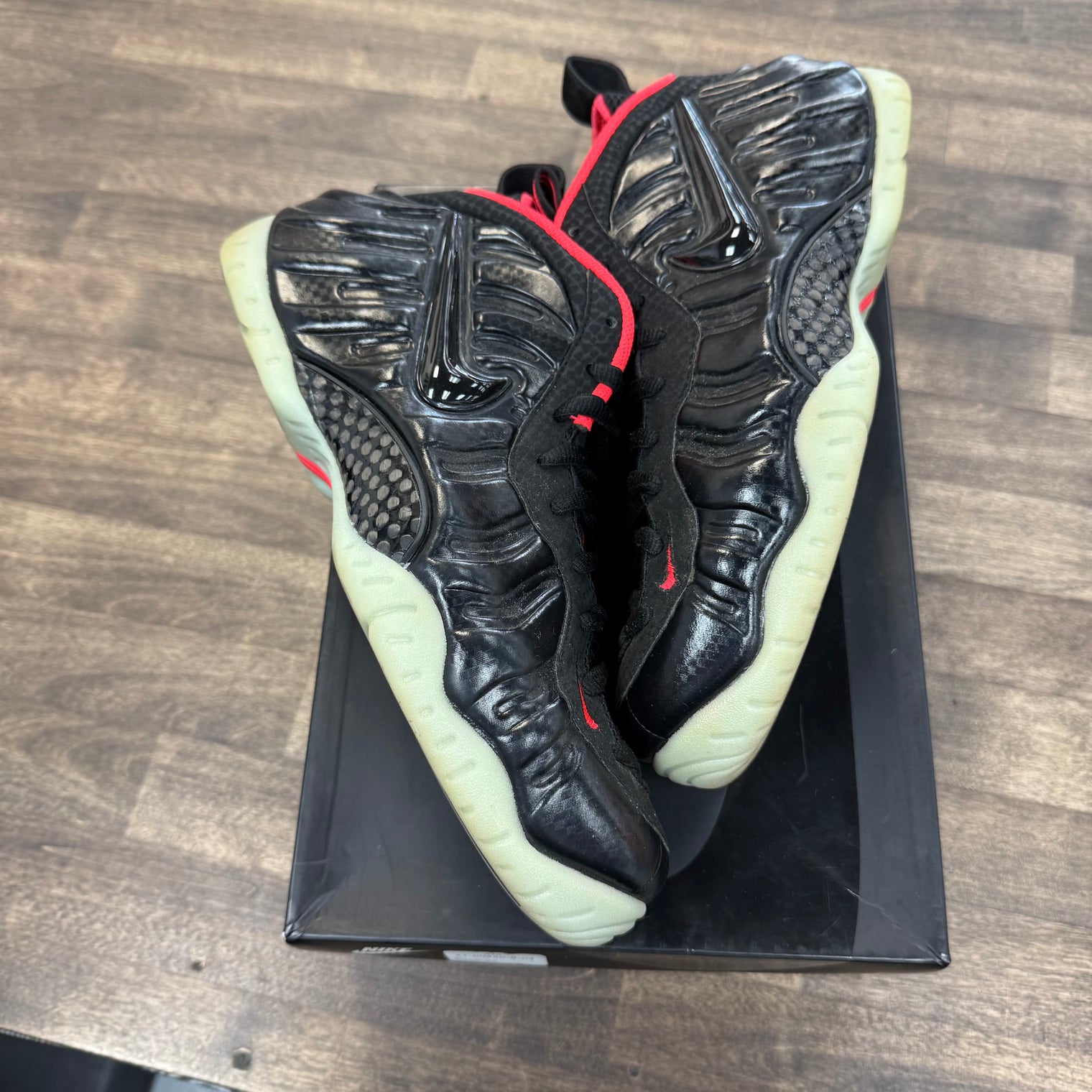Yeezy Air Foamposite Pro (USED, Replacement Box)