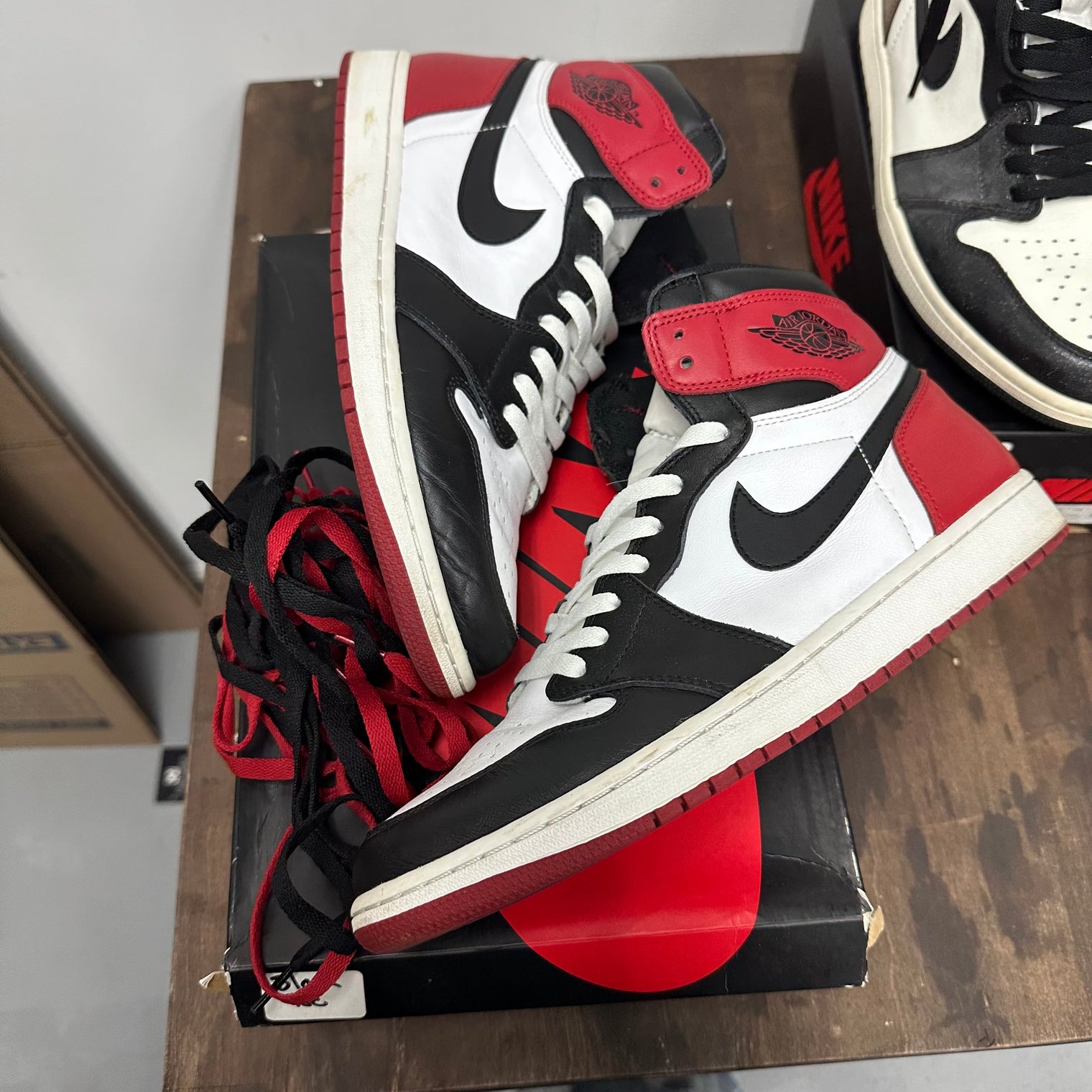 Black Toe Jordan 1 High (2016) (USED, Replacement Box)