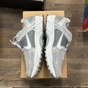 Nike Zoom Vomero 5 Cool Grey Size 9 (Pre-Owned) - Image 3