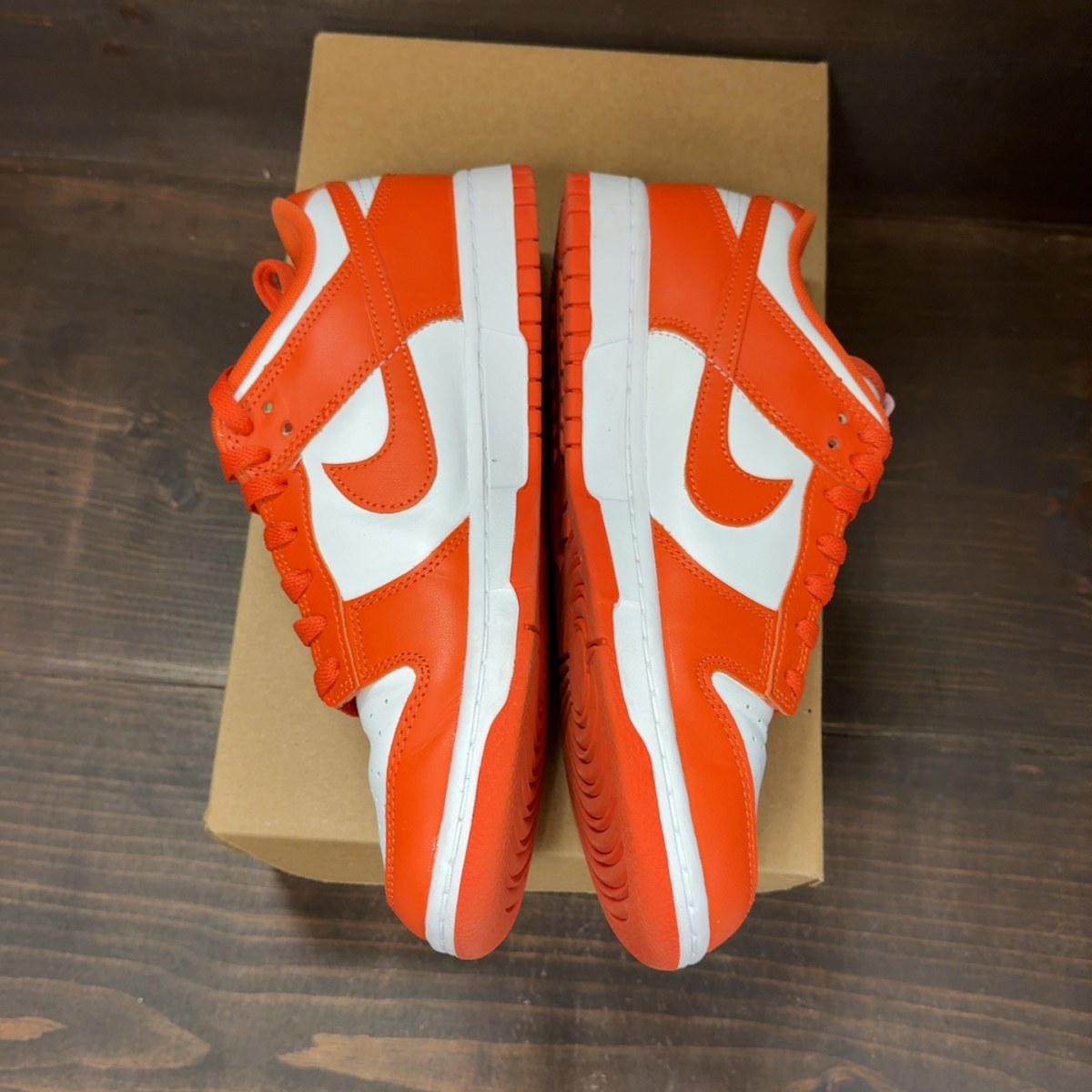Nike Dunk Low Retro Cosmic Clay Size 9.5 (Pre-Owned) - Image 4