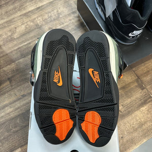 Jordan 4 Retro OG SP Undefeated (2025) Size 10 (Pre-Owned)