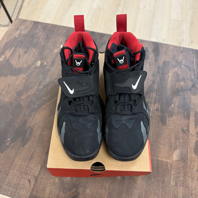 Nike Air DT Max '96 Falcons - Image 2