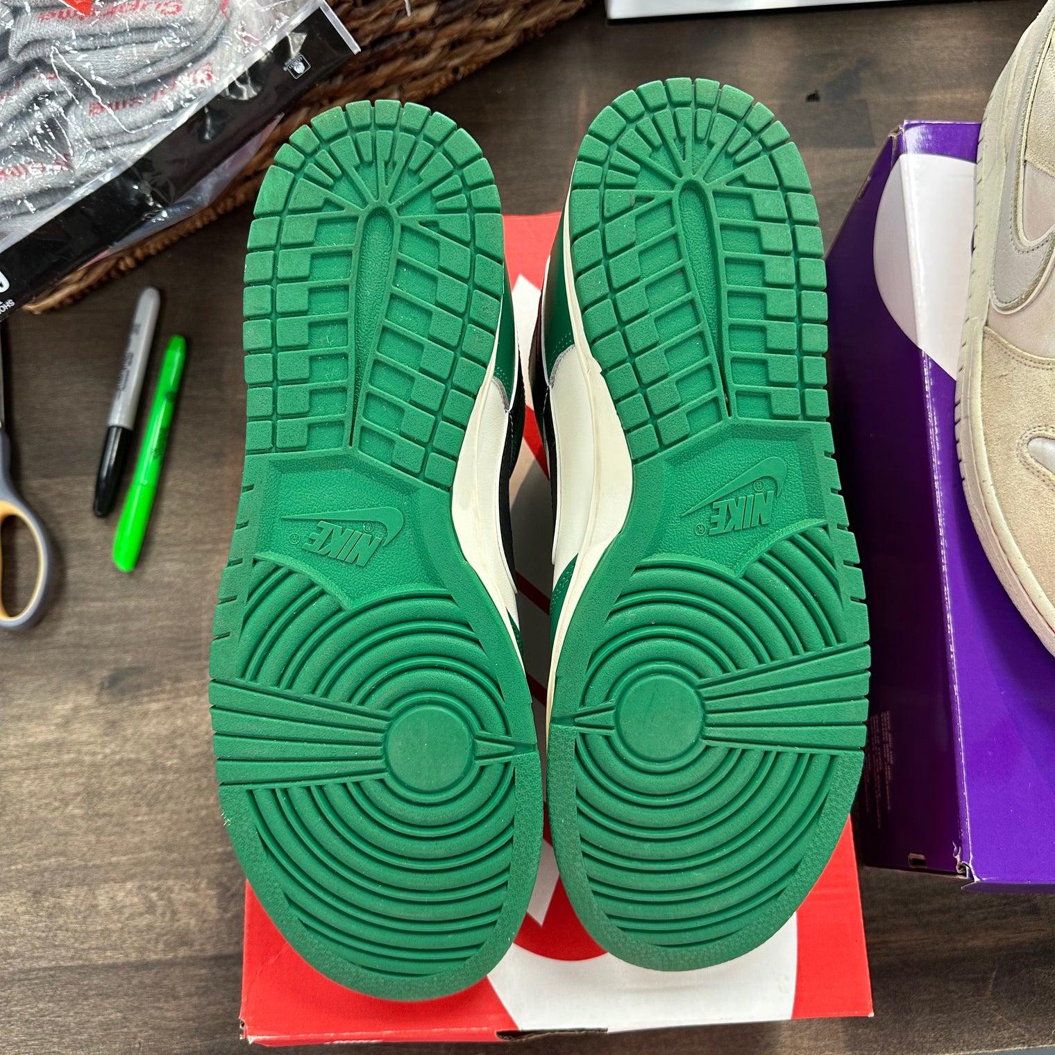 Lottery Pack Malachite Green Dunk Low (Lightly Worn)