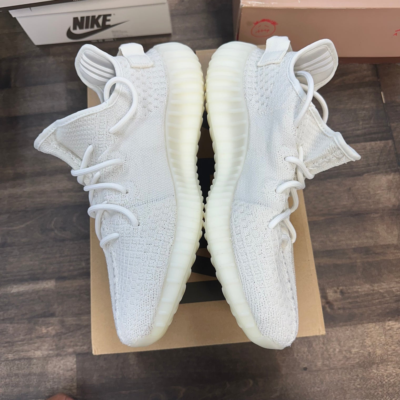 Bone Yeezy 350 (USED)