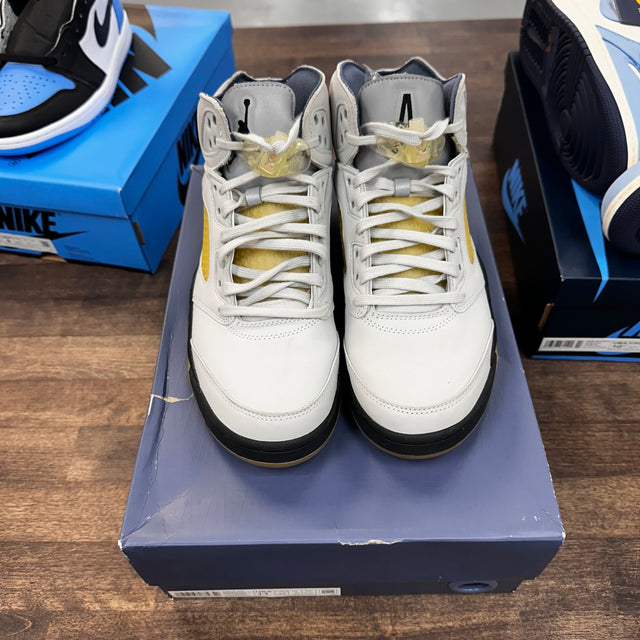 (W) Dawn A Ma Maniere Jordan 5 (USED)