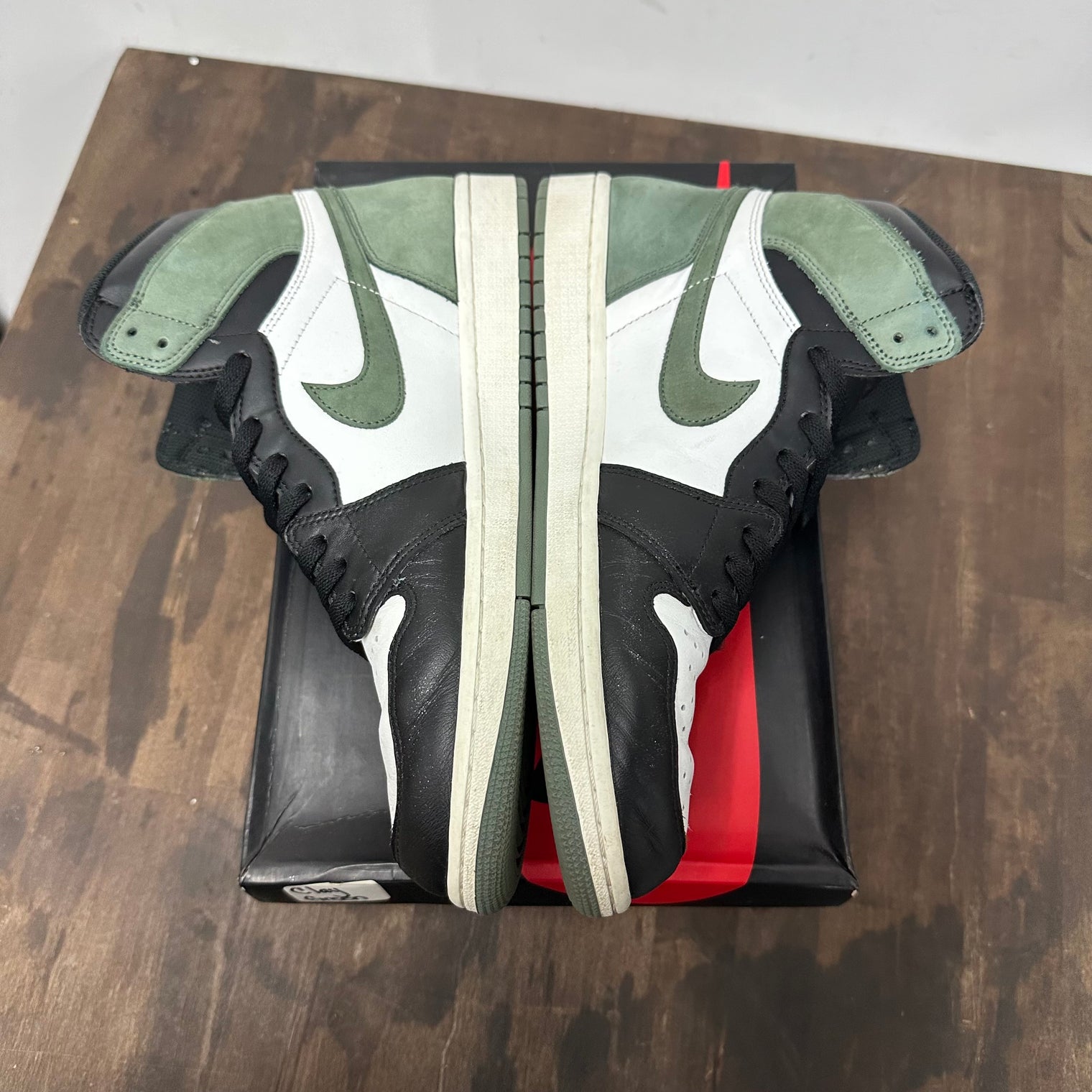 Clay Green Jordan 1 High (USED)