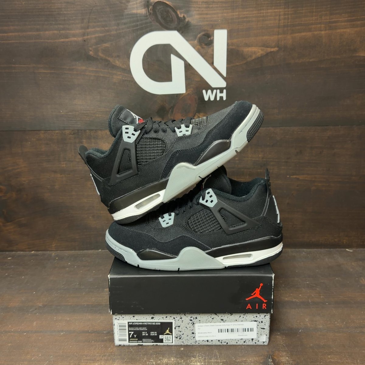 Jordan 4 Retro Black Canvas (GS) Size 7Y (Pre-Owned) - front