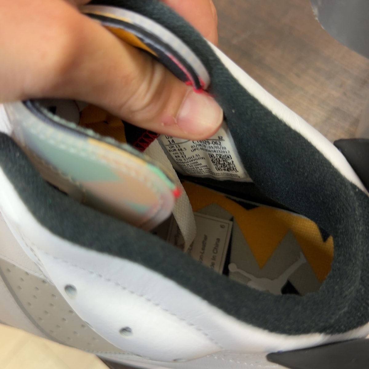 Jordan 6 Retro Hare Size 14 - Image 7