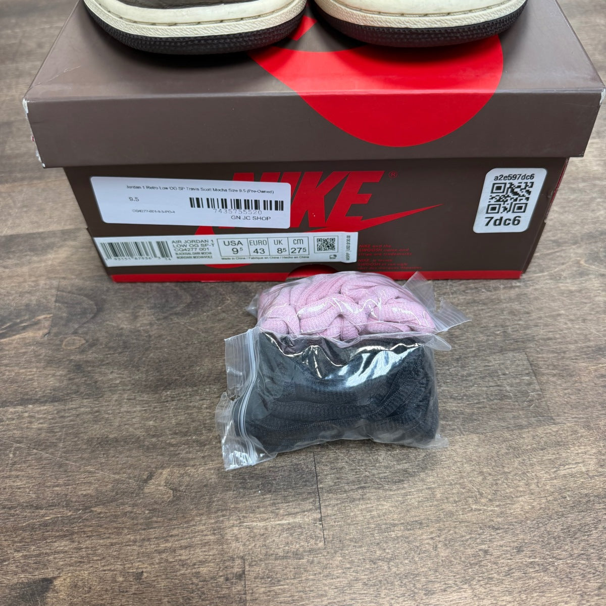 Jordan 1 Retro Low OG SP Travis Scott Mocha - Image 12