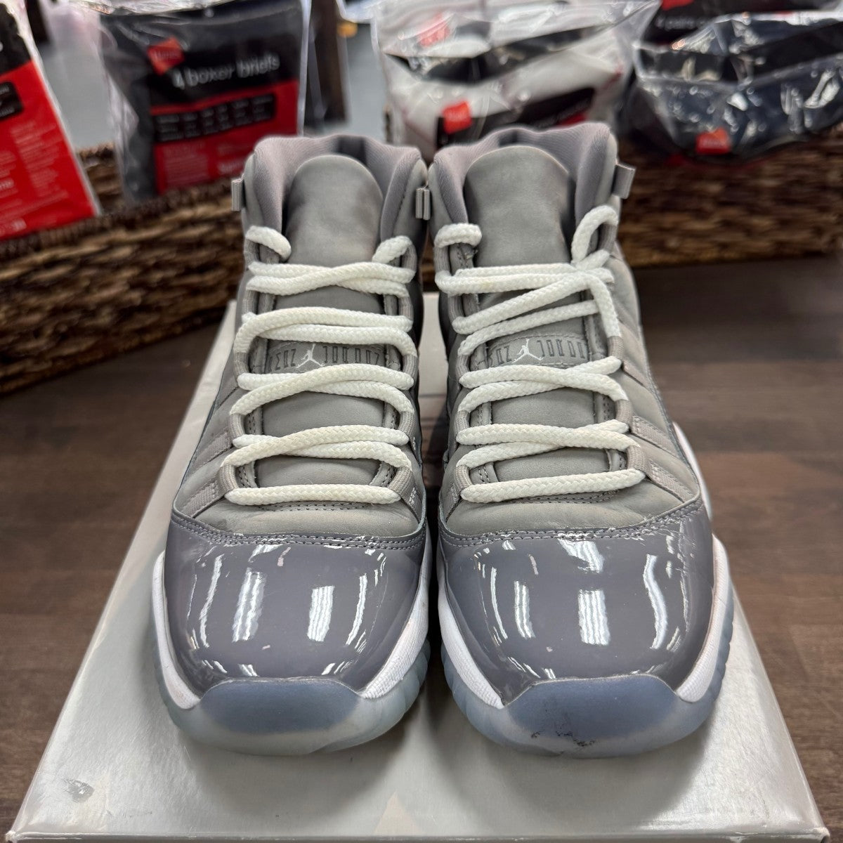 Jordan 11 Retro Cool Grey (2021) (GS) - Image 3